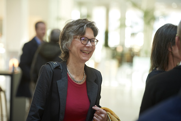 Inge Bograd, Globeteam